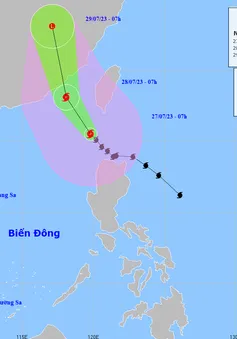 Bão Doksuri đi vào biển Đông trở thành cơn bão số 2, giật cấp 17