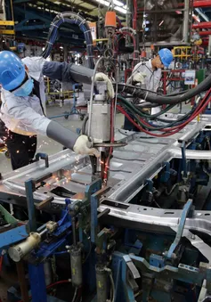 Bloomberg dự báo tăng trưởng GDP Việt Nam năm 2024 đạt 6%