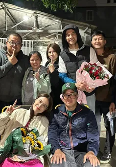 Đạo diễn và dàn sao "Không ngại cưới chỉ cần một lý do" chào tạm biệt "bộ phim chữa lành"