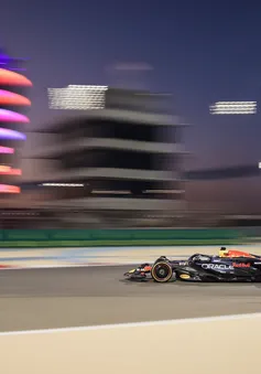 F1 | Red Bull áp đảo ngày chạy thử đầu tiên tại Bahrain