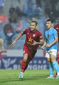 Vòng 10 V.League 2023/24 | Hồng Lĩnh Hà Tĩnh lại thắng, HAGL gây thất vọng