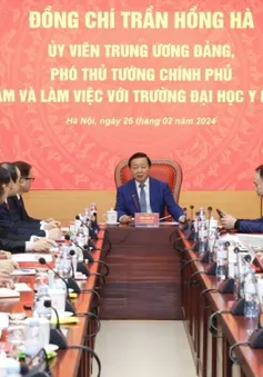 Tính mạng, sức khỏe của người bệnh - Phần thưởng cao quý, thiêng liêng nhất dành cho thầy thuốc