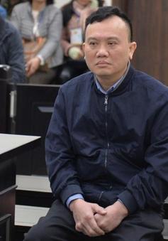 Hoãn phiên xử vụ CDC Hà Nội vì nguyên Giám đốc Trung tâm nhập viện