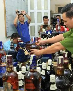 Liên tiếp phát hiện và thu giữ rượu giả, rượu kém chất lượng dịp cận Tết