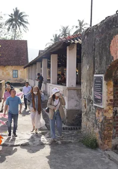Tạm dừng tham quan di tích Trại Phú Hải huyện Côn Đảo để trùng tu
