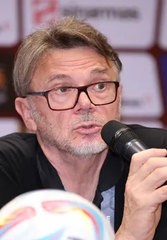 HLV Philippe Troussier: “Đội tuyển Việt Nam sẽ không từ bỏ, phải thắng ở lượt về”