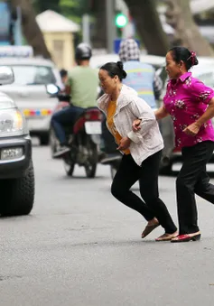 Người đi bộ gây tai nạn giao thông: Trách nhiệm thuộc về ai?