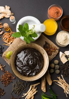 Những dược liệu nổi tiếng của Ấn Độ và phương pháp chữa bệnh Ayurveda