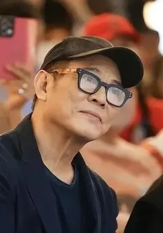 Lý Liên Kiệt khoe hai con gái xinh đẹp