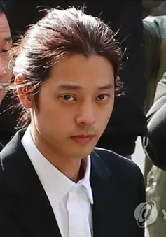 Rộ tin Jung Joon Young trở lại với showbiz hậu ra tù