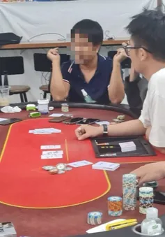 Triệt phá ổ cờ bạc tiền tỷ núp bóng câu lạc bộ Poker