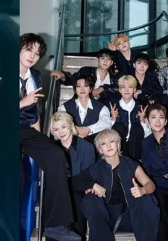 Từ aespa đến Seventeen: Nghệ sĩ K-pop đang tích cực sử dụng AI