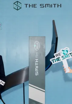 The Smith ra mắt sản phẩm mới “Smith Bella” đồng hành cùng chương trình “Chiếc ô cho em”