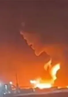 Hỏa hoạn tại một nhà máy lọc dầu lớn ở Iraq, nhiều người bị thương