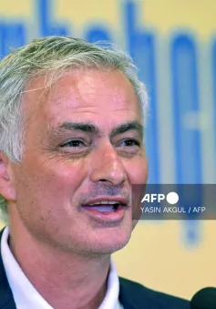 HLV Jose Mourinho dự đoán kết quả Euro 2024: Anh gặp Bồ Đào Nha ở chung kết