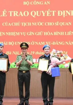 Trao quyết định của Chủ tịch nước cho 3 sĩ quan công an làm nhiệm vụ gìn giữ hoà bình LHQ