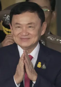 Cựu Thủ tướng Thái Lan Thaksin Shinawatra chính thức bị truy tố nhưng được tại ngoại