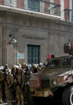 Đảo chính hụt tại Bolivia, Tổng Tư lệnh quân đội bị bắt