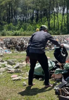 Tiêu hủy gần 1.500 túi xách, ví, ba lô giả mạo nhãn hiệu