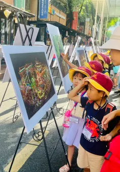 Người dân TP Hồ Chí Minh và du khách thưởng lãm 100 bức ảnh đặc sắc về An Giang