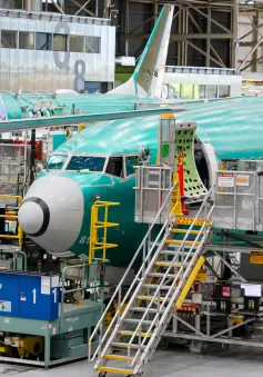 FAA yêu cầu kiểm tra 2.600 máy bay Boeing 737 nghi lỗi mặt nạ dưỡng khí