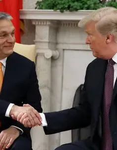 Ông Trump và Thủ tướng Hungary Viktor Orban gặp nhau sau Hội nghị thượng đỉnh NATO