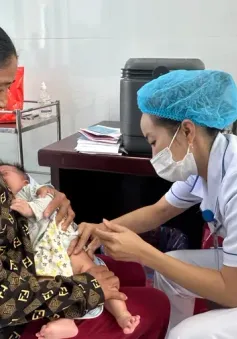 Nghệ An nâng cao tỷ lệ tiêm vaccine phòng bạch hầu