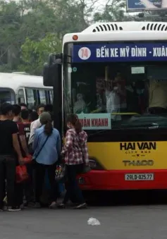 Phạt xe bus Hải Vân do dùng xe hết niên hạn chở khách