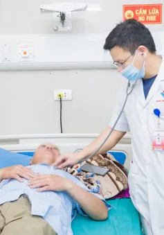 Đi phun thuốc giữa trời nắng, người đàn ông bị suy thận cấp, sốc giảm thể tích
