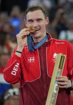 Viktor Axelsen vô địch cầu lông đơn nam Olympic Paris 2024