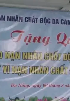 Hội Nạn nhân chất độc da cam Đà Nẵng tặng quà cho các nạn nhân