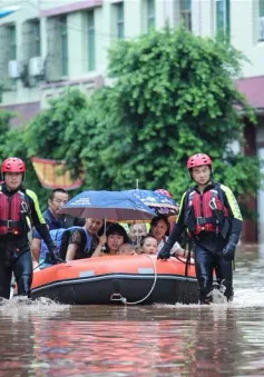 Trung Quốc sơ tán hơn 80.000 người dân do mưa lớn