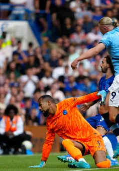 Haaland lập công, Man City thắng dễ Chelsea