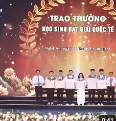 Nghệ An tuyên dương, trao thưởng cho 163 học sinh giỏi