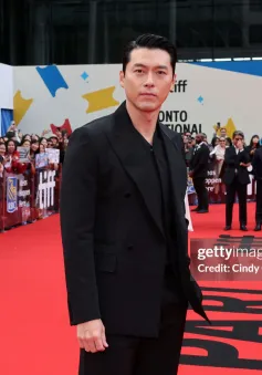 Hyun Bin ca ngợi vợ hết lời