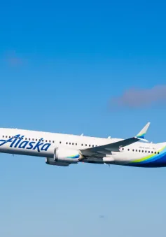 Máy bay Alaska Airlines hủy cất cánh khẩn cấp để tránh va chạm với máy bay Southwest