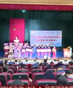 Lễ Bế giảng và trao bằng của Phân hiệu Học viện Hành chính Quốc gia tại Quảng Nam