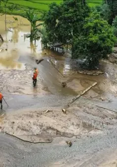 Làng Nủ hoang tàn sau lũ dữ