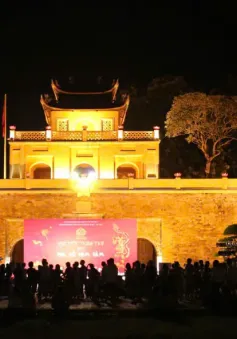 Tour đêm khám phá Hoàng Thành Thăng Long Hà Nội - tìm về cội nguồn lịch sử qua những câu chuyện từ các cổ vật