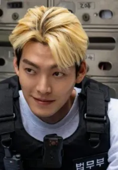 Kim Woo Bin nói về những ảnh hưởng tích cực của bạn gái