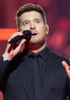 Michael Bublé từng 15 lần từ chối làm huấn luyện viên The Voice