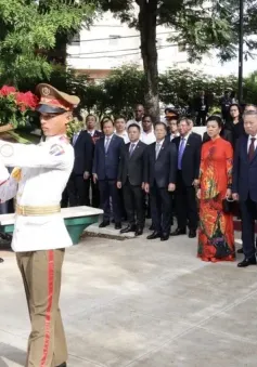 Tổng Bí thư, Chủ tịch nước Tô Lâm đặt vòng hoa tại Tượng đài Bác Hồ ở La Habana