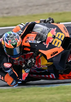 Brad Binder nhanh nhất trong ngày chạy thử GP Nhật Bản