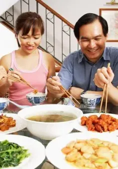 Ăn càng nhanh càng dễ tăng cân, bạn biết chưa?