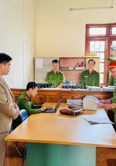 Nguyên hiệu trưởng ở Lào Cai bị bắt sau phản ánh của VTV về bữa ăn "mì tôm chan cơm"