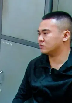 Chém chết người ngăn cản khi cầm kiếm tìm người nhìn đểu để đánh