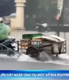 Mưa lớn gây ngập lụt tại Quảng Bình