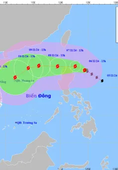 Bão Yinxing giật cấp 17 đang di chuyển hướng Tây gần Biển Đông