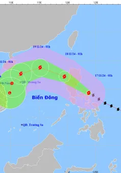 Siêu bão Man-yi duy trì sức gió giật trên cấp 17 hướng vào Biển Đông