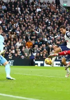 Tottenham hòa đáng tiếc Fulham: Điểm yếu lộ diện, tốp 4 nguy cơ trượt xa!